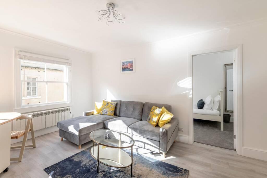 2 Bed City Centre Apartment 1 Min From Bath Abbey Exteriör bild